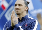 开云足球直播-米切尔的夜之舞，当F1街道赛悬念在霓虹中提前终结