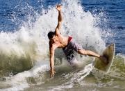 开云体育直播-孤胆英雄的逆袭，阿隆索高光时刻与威廉姆斯车队对雷诺的经典逆转