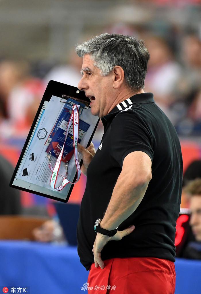 关于波兰轻取中国，阿尔瓦雷斯惊艳世界的信息