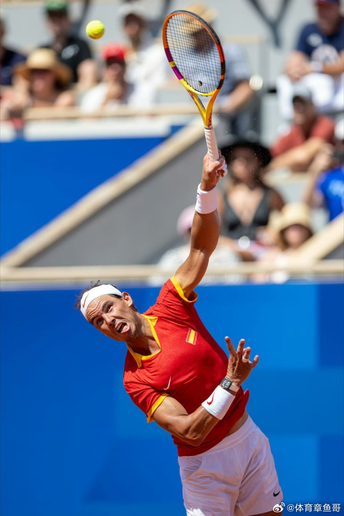 西班牙网球队横扫美国网球队,费德勒制霸全场 西班牙网球队横扫美国网球队,费德勒制霸全场