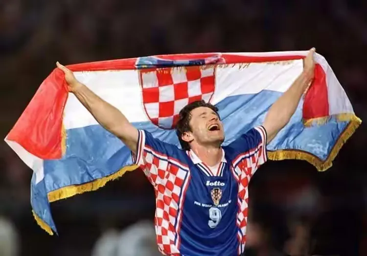 克罗地亚碾压里昂,特尔施特根高光表现的简单介绍 克罗地亚碾压里昂,特尔施特根高光表现的简单介绍