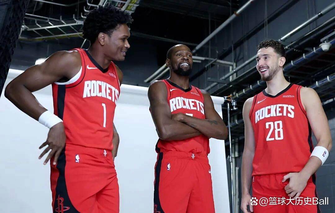 火箭轻取德国男篮,威斯布鲁克关键制胜 火箭轻取德国男篮,威斯布鲁克关键制胜