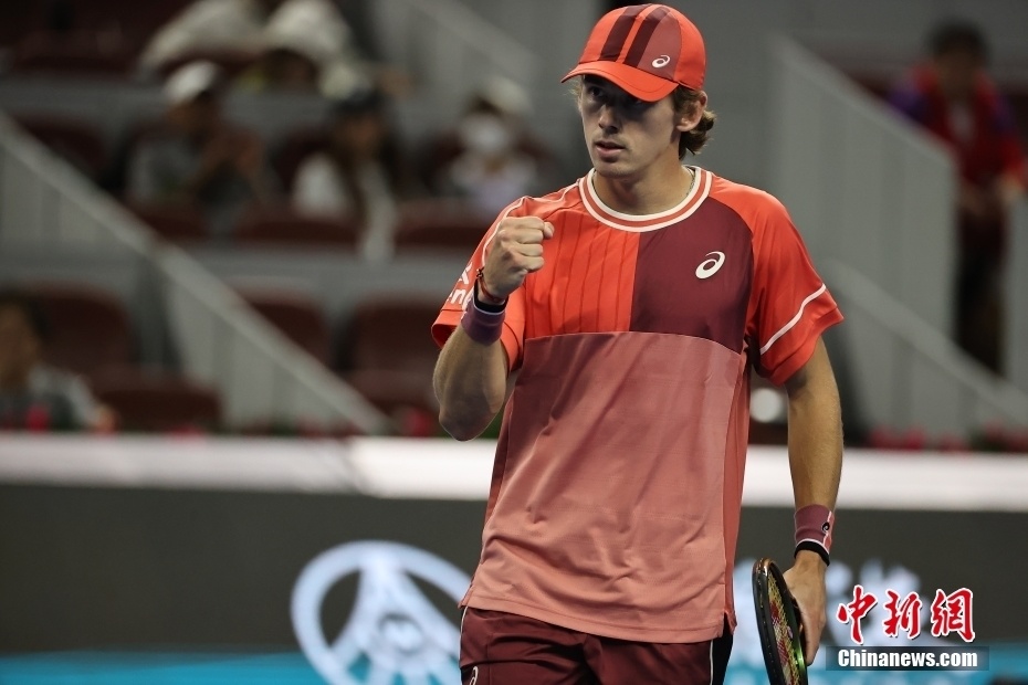 德国网球队逆转西班牙网球队,穆雷制霸全场的简单介绍 德国网球队逆转西班牙网球队,穆雷制霸全场的简单介绍