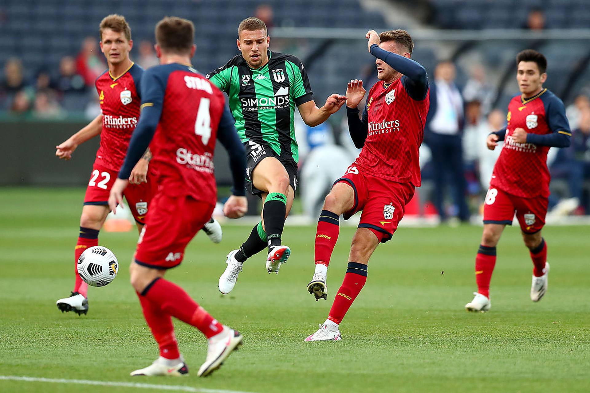 澳洲联赛悉尼队大胜布里斯班 澳洲联赛悉尼队大胜布里斯班