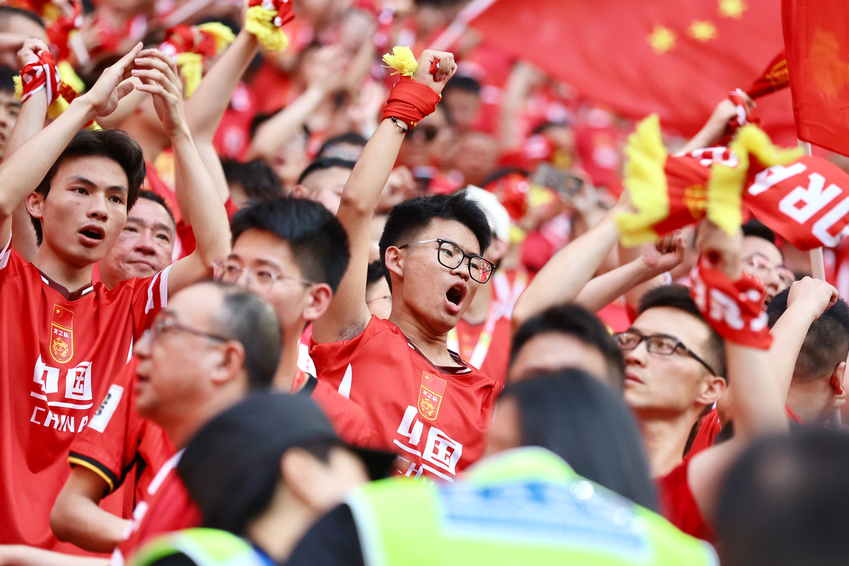 球迷翘首以待的精彩足球赛事即将举行 球迷翘首以待的精彩足球赛事即将举行