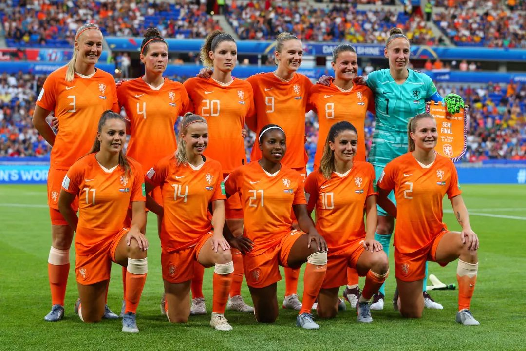 挪威女足豪取六连胜 挪威女足豪取六连胜