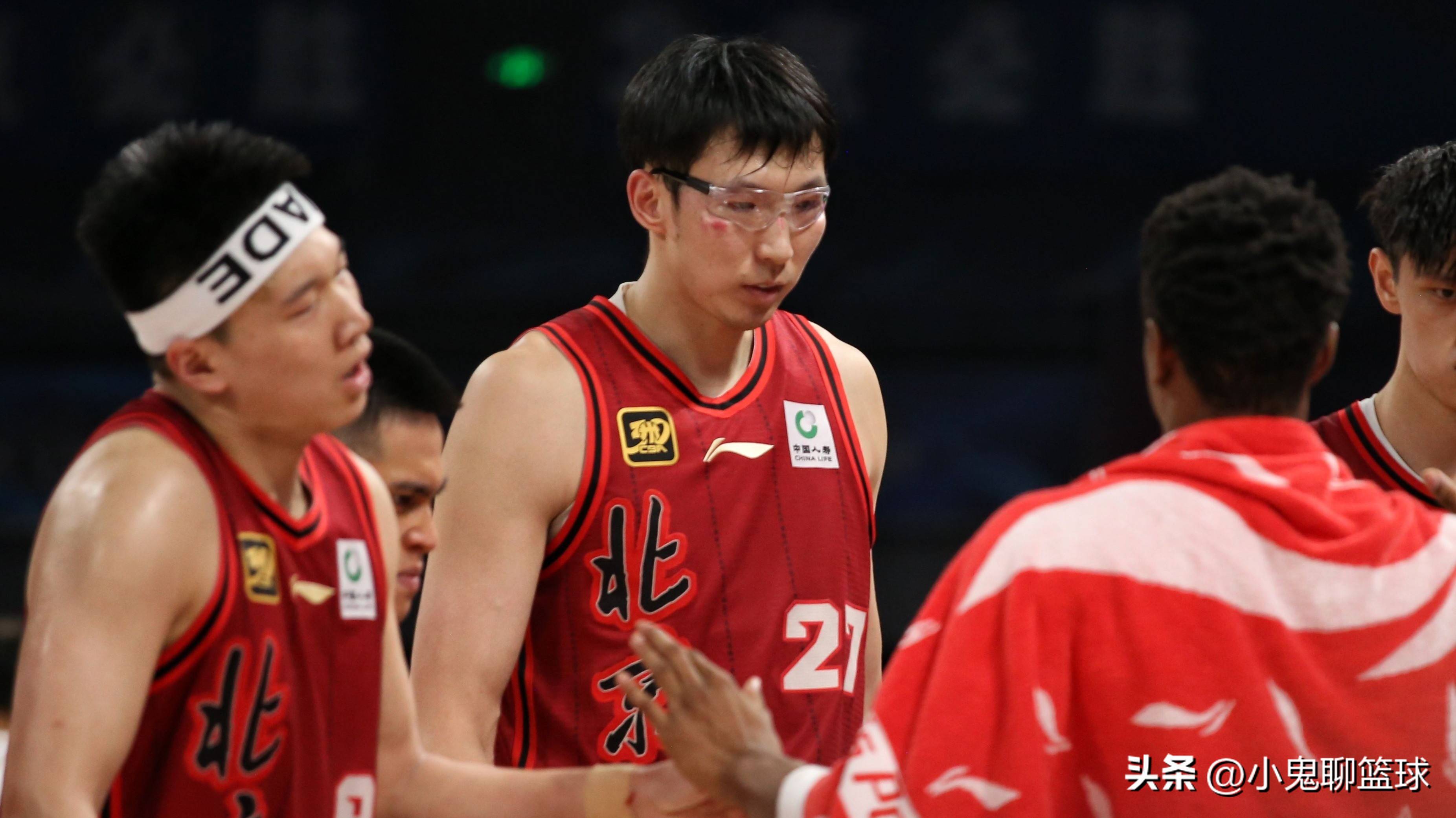 新疆男篮核心周琦状态回升,带领球队走出低谷的简单介绍 新疆男篮核心周琦状态回升,带领球队走出低谷的简单介绍