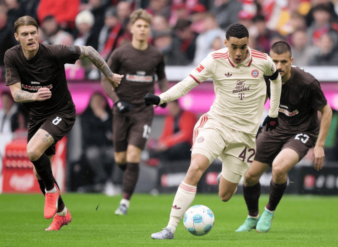 领头羊勒沃库森战胜强敌,继续称霸德甲的简单介绍 领头羊勒沃库森战胜强敌,继续称霸德甲的简单介绍