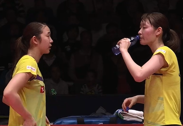 中国队轻取日本队，黄鸭组合关键制胜的简单介绍