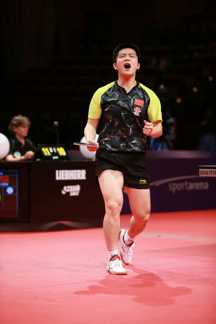 日本乒乓球队爆冷中国乒乓球队,樊振东高光表现的简单介绍 日本乒乓球队爆冷中国乒乓球队,樊振东高光表现的简单介绍