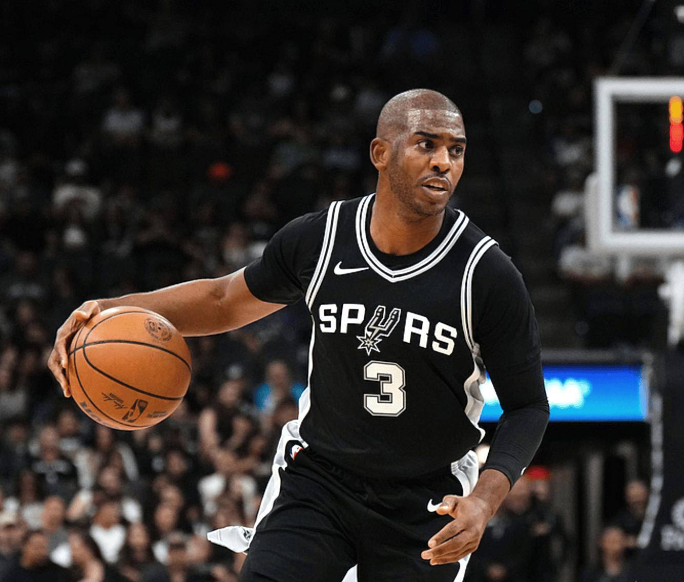 雷霆横扫独行侠，保罗状态火热的简单介绍