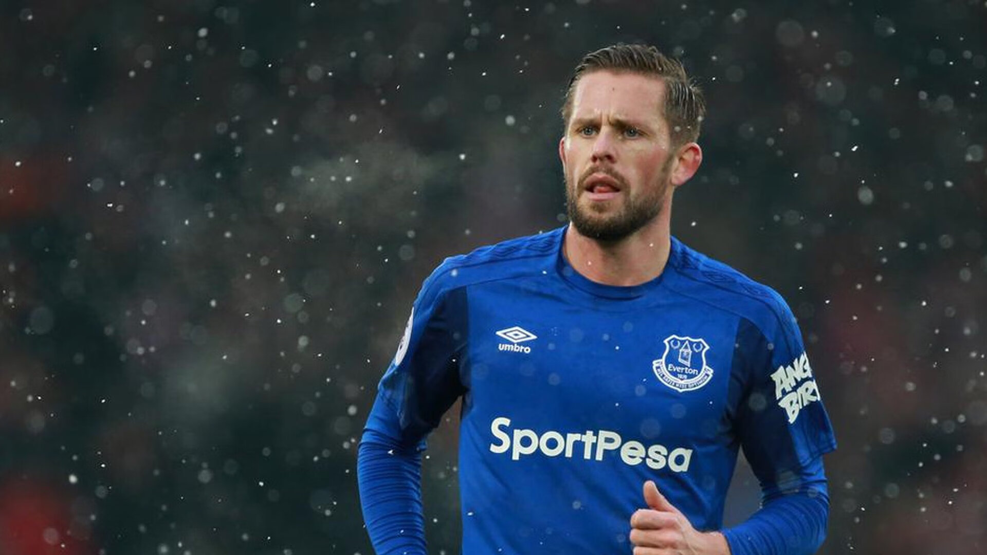 世界排名争夺战之夜,布克末节接管比赛,太阳升起在西部之巅