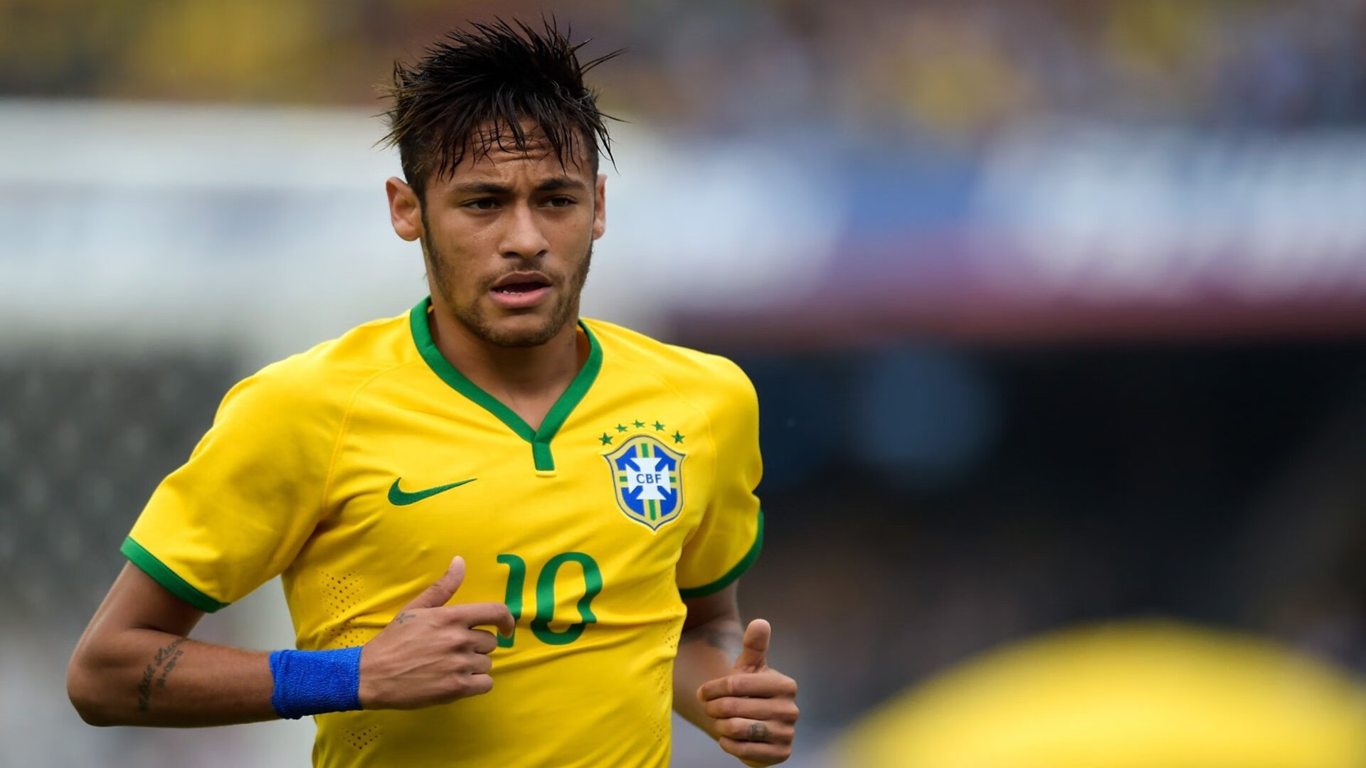 南美铁闸的加冕礼，布雷默在年度焦点战接管比赛，乌拉圭稳稳拿下阿森纳